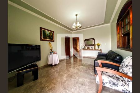 Sala de casa à venda com 4 quartos, 191m² em Jardim Montanhês, Belo Horizonte