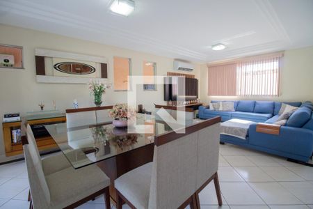 Sala  de apartamento à venda com 4 quartos, 540m² em Vargem Pequena, Rio de Janeiro