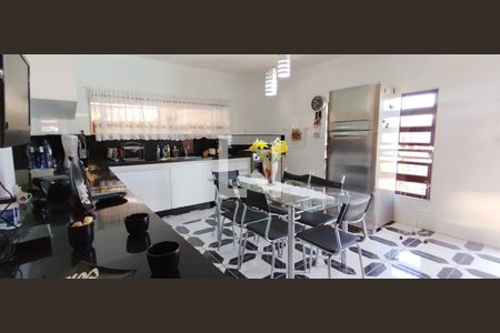 Cozinha de casa para alugar com 5 quartos, 450m² em Pituba, Salvador