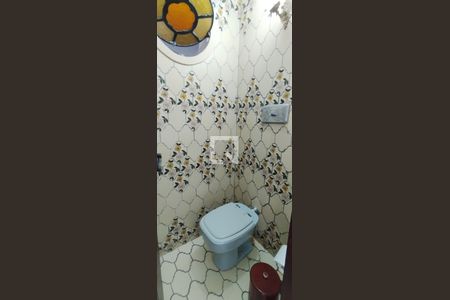 Lavabo de casa para alugar com 5 quartos, 450m² em Pituba, Salvador