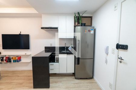 Sala/Cozinha de kitnet/studio para alugar com 1 quarto, 27m² em Mirandópolis, São Paulo