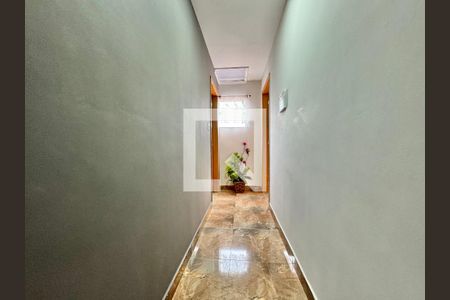 Corredor de casa de condomínio à venda com 2 quartos, 100m² em Vargem Grande, Rio de Janeiro