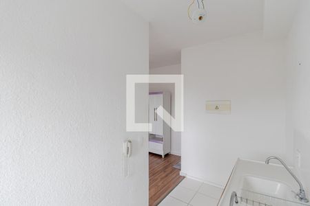 Apartamento à venda com 40m², 2 quartos e sem vaga Apartamento à venda com 40m², 2 quartos e sem vagaCozinha e Área de Serviço