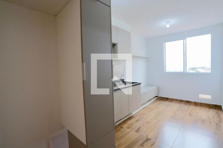 Sala / Cozinha de apartamento para alugar com 1 quarto, 24m² em Belenzinho, São Paulo