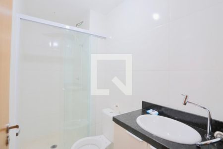 Banheiro de apartamento para alugar com 1 quarto, 24m² em Belenzinho, São Paulo