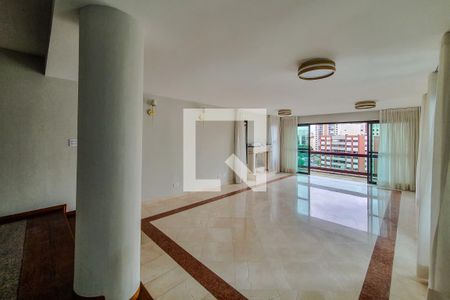 Apartamento à venda com 225m², 4 quartos e 4 vagassala