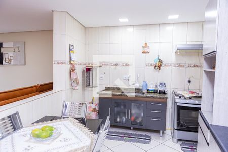 Cozinha 1 de casa à venda com 3 quartos, 120m² em Vila Sao Francisco (zona Leste), São Paulo