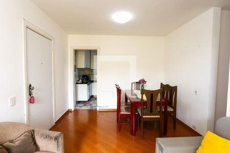 sala de apartamento para alugar com 3 quartos, 66m² em Jardim Santa Efigenia, São Paulo