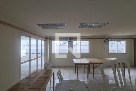Apartamento à venda com 64m², 2 quartos e 1 vaga Apartamento à venda com 64m², 2 quartos e 1 vagaÁrea comum - Salão de festas