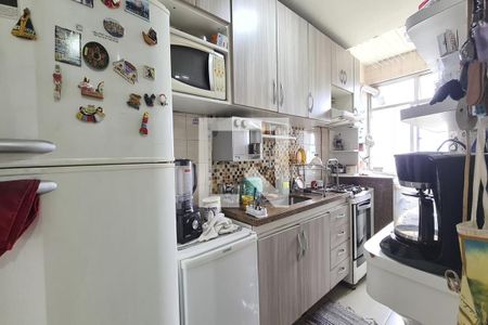 Apartamento à venda com 64m², 2 quartos e 1 vaga Apartamento à venda com 64m², 2 quartos e 1 vagaCozinha