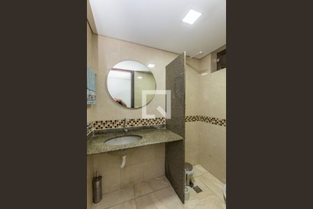 Banheiro Social 1 de casa à venda com 3 quartos, 250m² em Conjunto California, Belo Horizonte