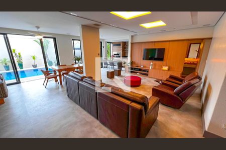 Sala de casa à venda com 5 quartos, 450m² em Santa Lúcia, Belo Horizonte