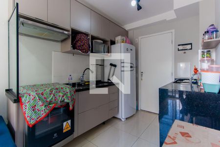 Cozinha de apartamento à venda com 1 quarto, 28m² em Vila Tolstoi, São Paulo