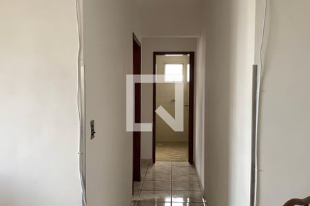 Corredor Quartos/Banheiro de apartamento para alugar com 2 quartos, 93m² em Guilhermina, Praia Grande