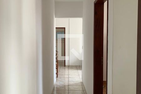 Corredor Quartos/Banheiro de apartamento para alugar com 2 quartos, 93m² em Guilhermina, Praia Grande