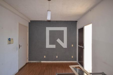 Sala de apartamento para alugar com 2 quartos, 50m² em Bom Pastor, Belford Roxo