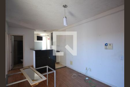 Sala de apartamento para alugar com 2 quartos, 50m² em Bom Pastor, Belford Roxo