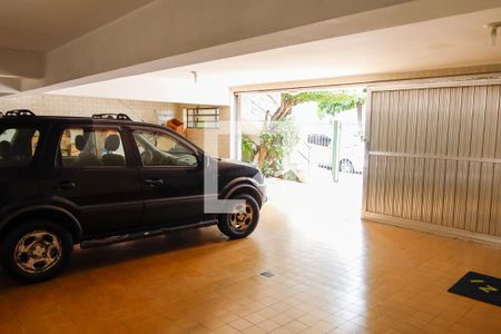 Casa para alugar com 347m², 3 quartos e 4 vagas Casa para alugar com 347m², 3 quartos e 4 vagasGaragem