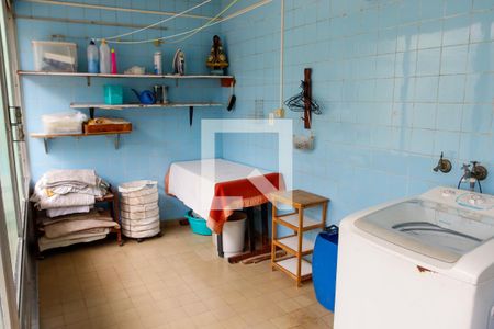 Casa para alugar com 347m², 3 quartos e 4 vagas Casa para alugar com 347m², 3 quartos e 4 vagasLavanderia