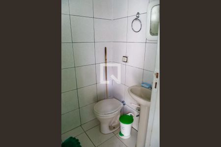 Casa para alugar com 347m², 3 quartos e 4 vagas Casa para alugar com 347m², 3 quartos e 4 vagasBanheiro da Suíte