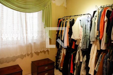 Casa para alugar com 347m², 3 quartos e 4 vagas Casa para alugar com 347m², 3 quartos e 4 vagasQuarto 2