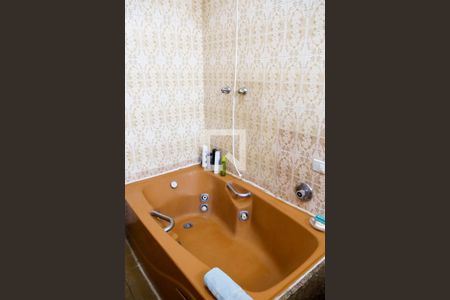 Casa para alugar com 347m², 3 quartos e 4 vagas Casa para alugar com 347m², 3 quartos e 4 vagasBanheiro