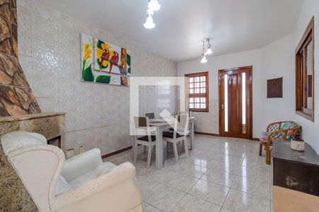 Sala de casa de condomínio à venda com 2 quartos, 196m² em Teresópolis, Porto Alegre