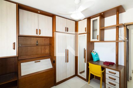 Quarto 1 de apartamento para alugar com 2 quartos, 55m² em Campo Grande, Rio de Janeiro