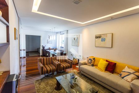 Sala 1 de apartamento para alugar com 4 quartos, 157m² em Lourdes, Belo Horizonte