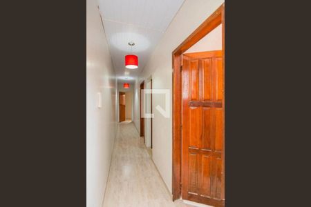 Corredor de casa à venda com 3 quartos, 200m² em Campestre, São Leopoldo