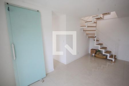 Sala de apartamento para alugar com 4 quartos, 121m² em Pechincha, Rio de Janeiro