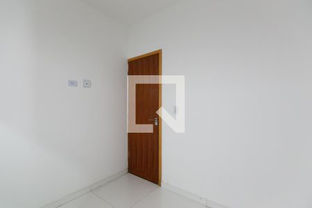 Quarto 1 de apartamento para alugar com 2 quartos, 35m² em Itaquera, São Paulo