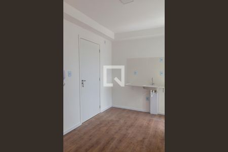 Sala/Cozinha de apartamento à venda com 2 quartos, 32m² em Vila Sônia, São Paulo