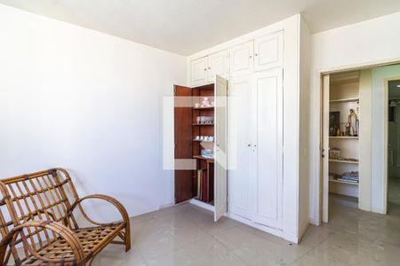 Quarto 1 de apartamento para alugar com 3 quartos, 174m² em Jardim Paulistano, São Paulo