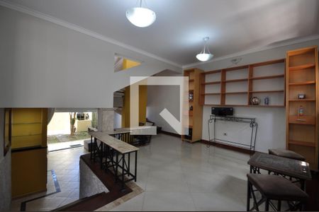 Ante sala de casa à venda com 4 quartos, 280m² em Vila Mazzei, São Paulo
