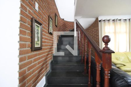 Escada de casa à venda com 4 quartos, 193m² em Jardim Campo Grande, São Paulo