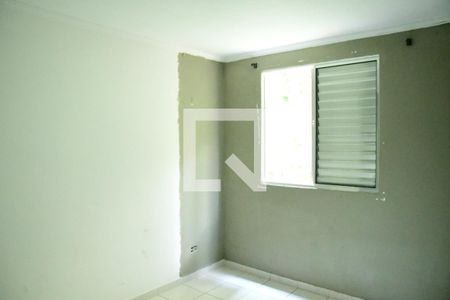 Quarto de apartamento para alugar com 2 quartos, 52m² em Lajeado, Cotia