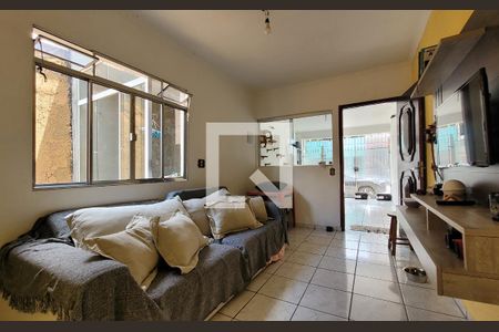 Sala de casa à venda com 4 quartos, 280m² em Vila Suica, Santo André