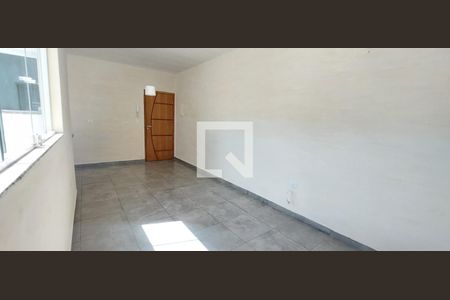 Sala de apartamento para alugar com 2 quartos, 72m² em Vila Scarpelli, Santo André