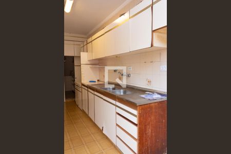 Casa para alugar com 141m², 3 quartos e 3 vagas Casa para alugar com 141m², 3 quartos e 3 vagasCozinha