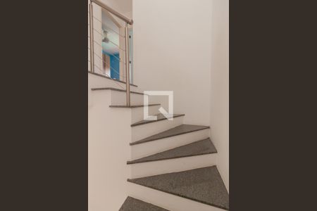 Escada de casa à venda com 3 quartos, 90m² em Canudos, Novo Hamburgo