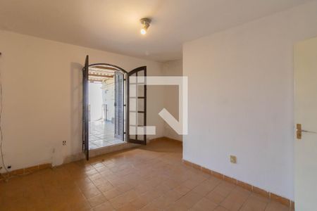 Suíte 1 de casa à venda com 2 quartos, 100m² em Jardim Santa Emilia, Guarulhos