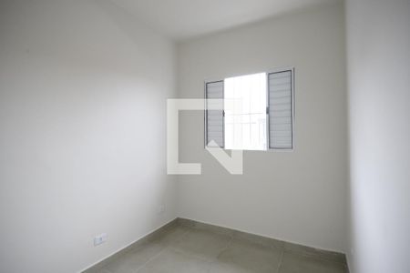 Quarto de casa para alugar com 1 quarto, 25m² em Jardim Patente, São Paulo