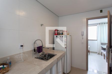 Apartamento para alugar com 62m², 3 quartos e 2 vagas Apartamento para alugar com 62m², 3 quartos e 2 vagasCozinha e Área de Serviço
