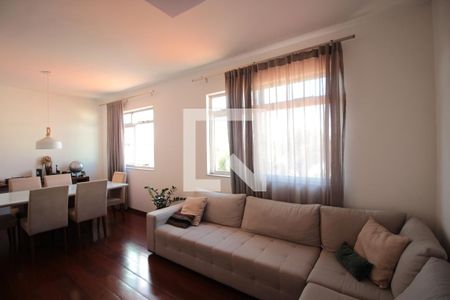 Sala de apartamento à venda com 3 quartos, 85m² em Santa Amélia, Belo Horizonte