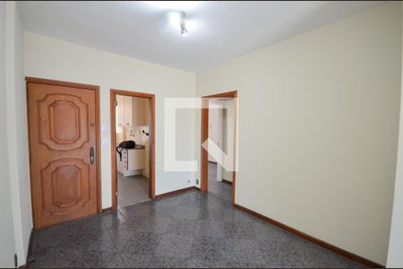 Apartamento à venda com 70m², 2 quartos e 1 vagaSala