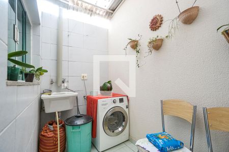 Casa de condomínio à venda com 142m², 2 quartos e 2 vagas Casa de condomínio à venda com 142m², 2 quartos e 2 vagasÁrea de serviço