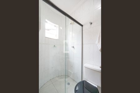 Casa de condomínio à venda com 142m², 2 quartos e 2 vagas Casa de condomínio à venda com 142m², 2 quartos e 2 vagasBanheiro da suíte 01