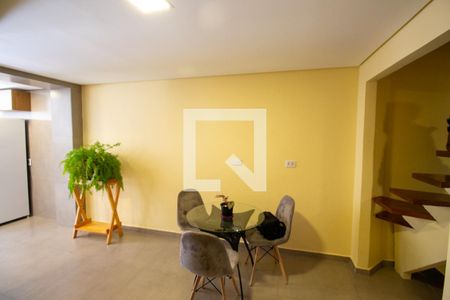Sala de casa à venda com 3 quartos, 175m² em Jardim Helena, São Paulo
