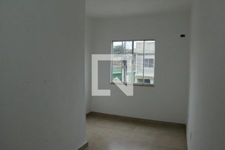 Quarto 2 de casa para alugar com 2 quartos, 50m² em Cerâmica, Nova Iguaçu